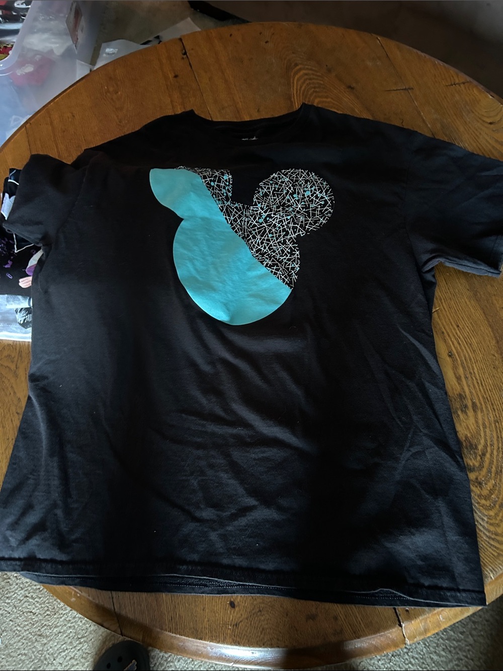 Four Graphic Disney T-Shirt - Picture 9 of 11